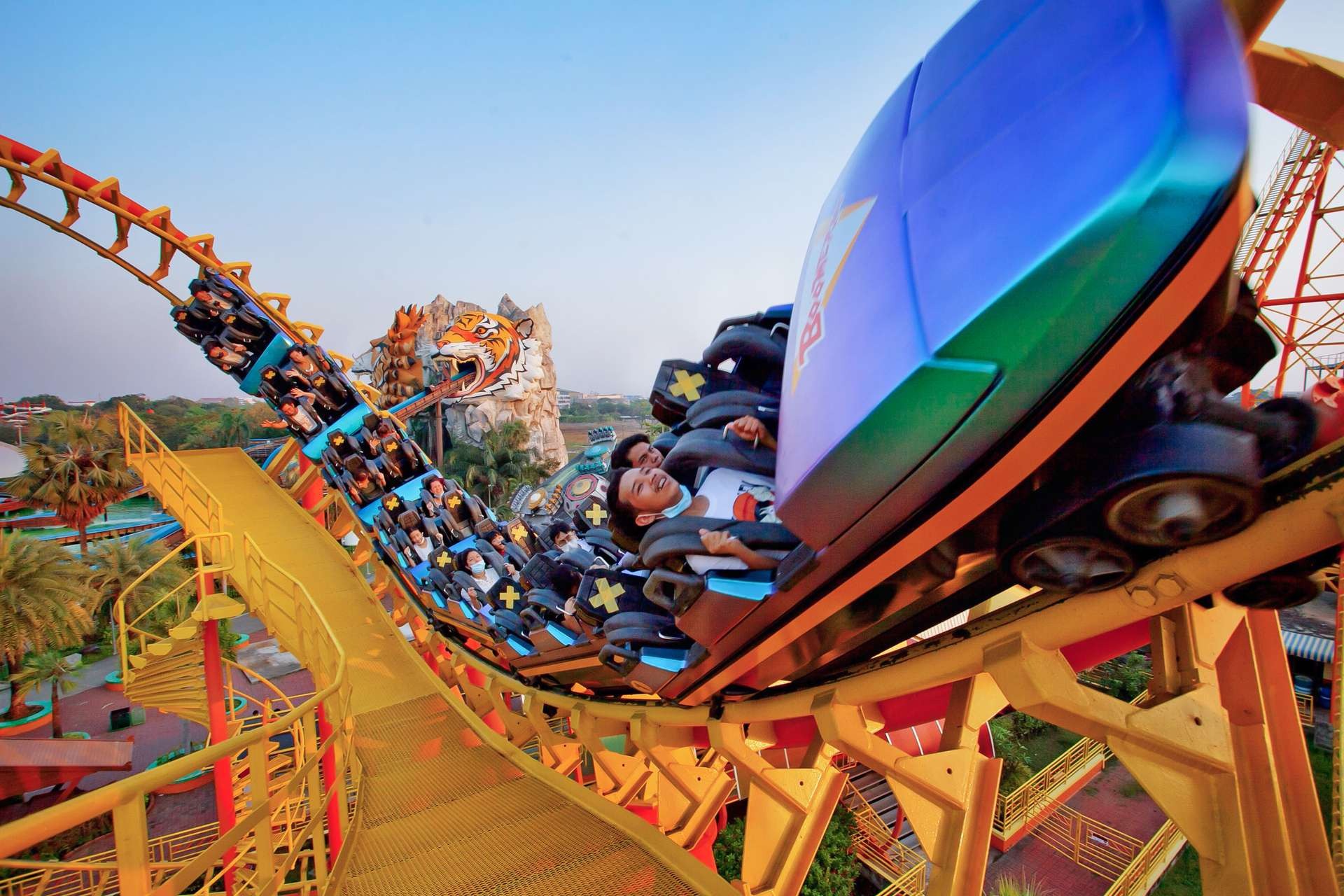 منتزه سيام أميزينغ بارك الترفيهي