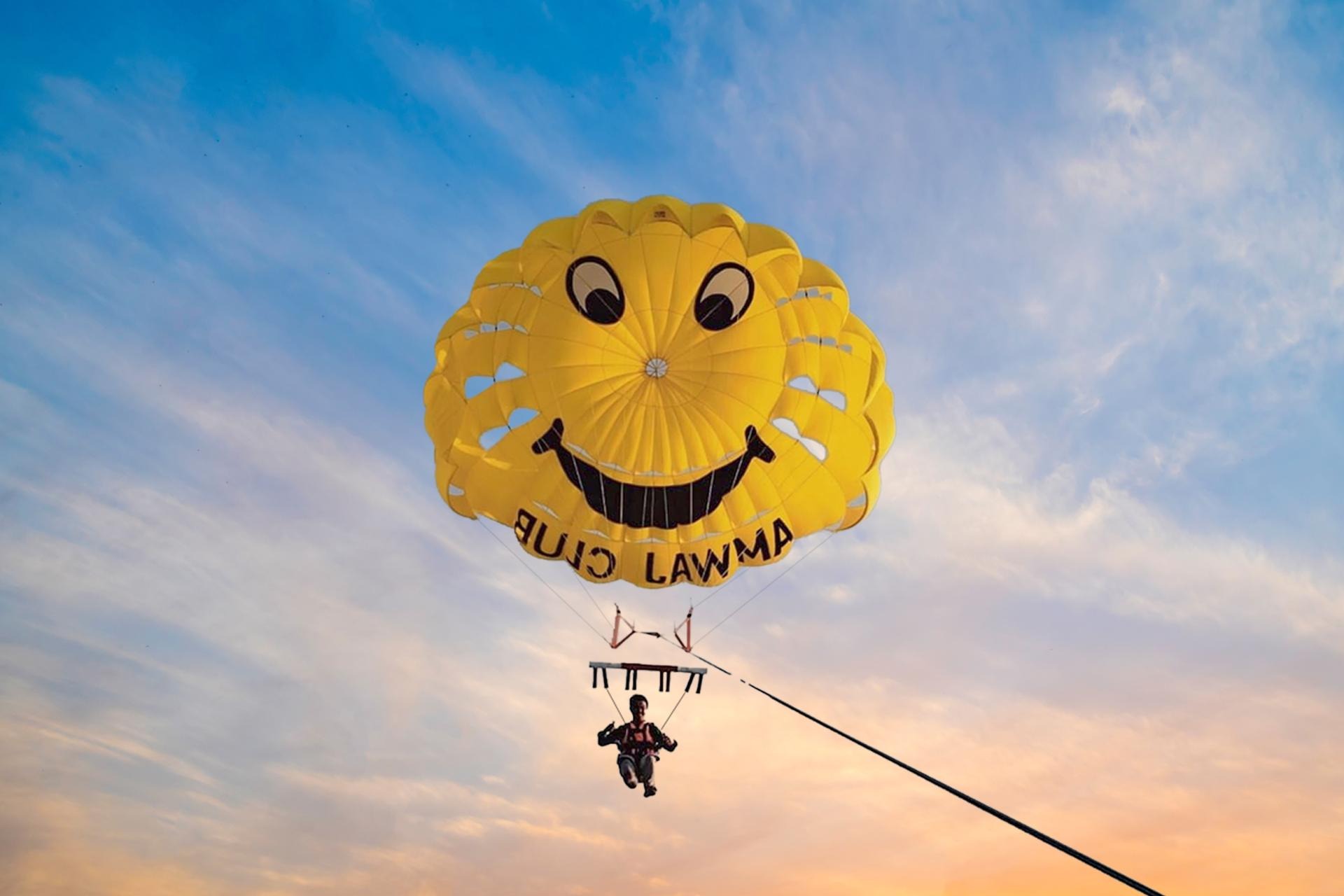 Parasailing experience at Half Moon Beach