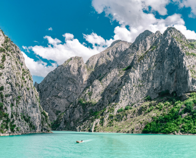 ألبانيا (14 ليلة)